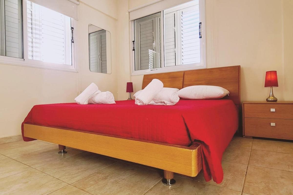 Stay Sunshine Apartment Paralimni Exterior photo