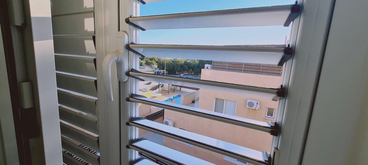 Stay Sunshine Apartment Paralimni Exterior photo